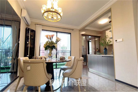 东原学校附近中顺花园精装修92平两室49万可分期